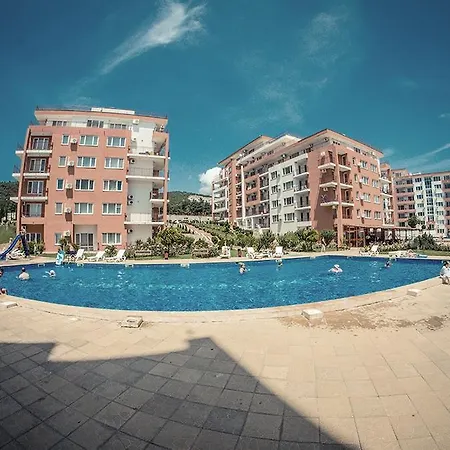 شقة In Panorama Fort Apartcomplex *